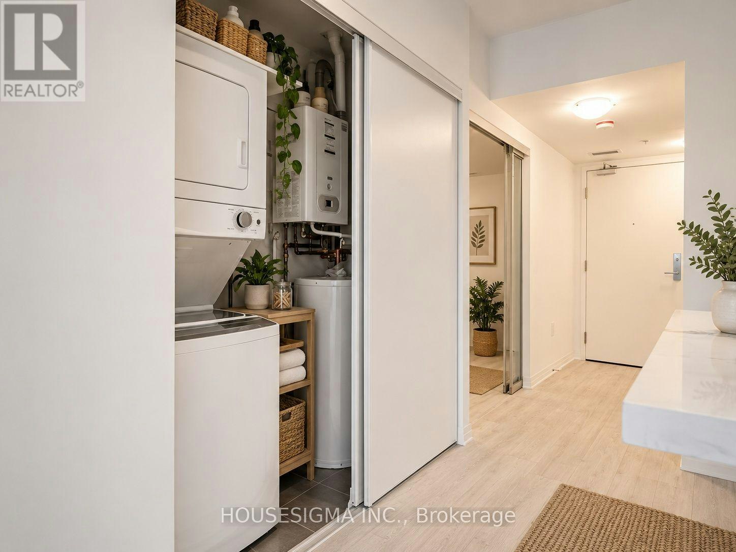 212-408 Brown Line, Toronto, ON, M8Z 0G5 - 12