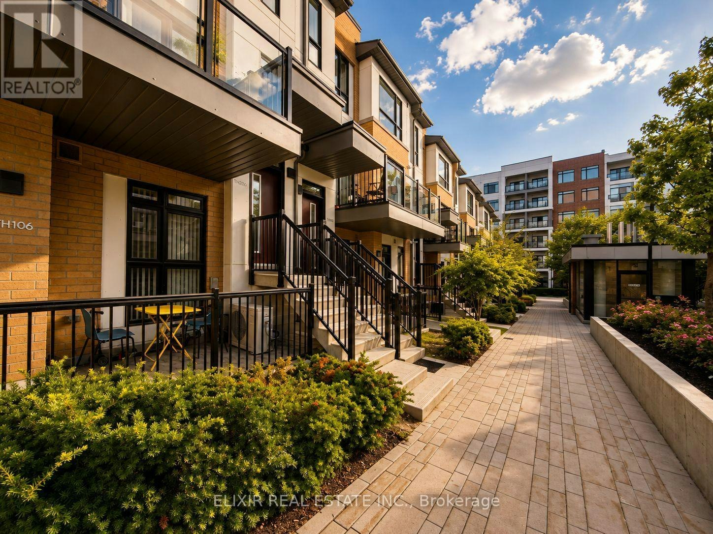 206-140 Canon Jackson Drive, Toronto, ON, M6M 0B9