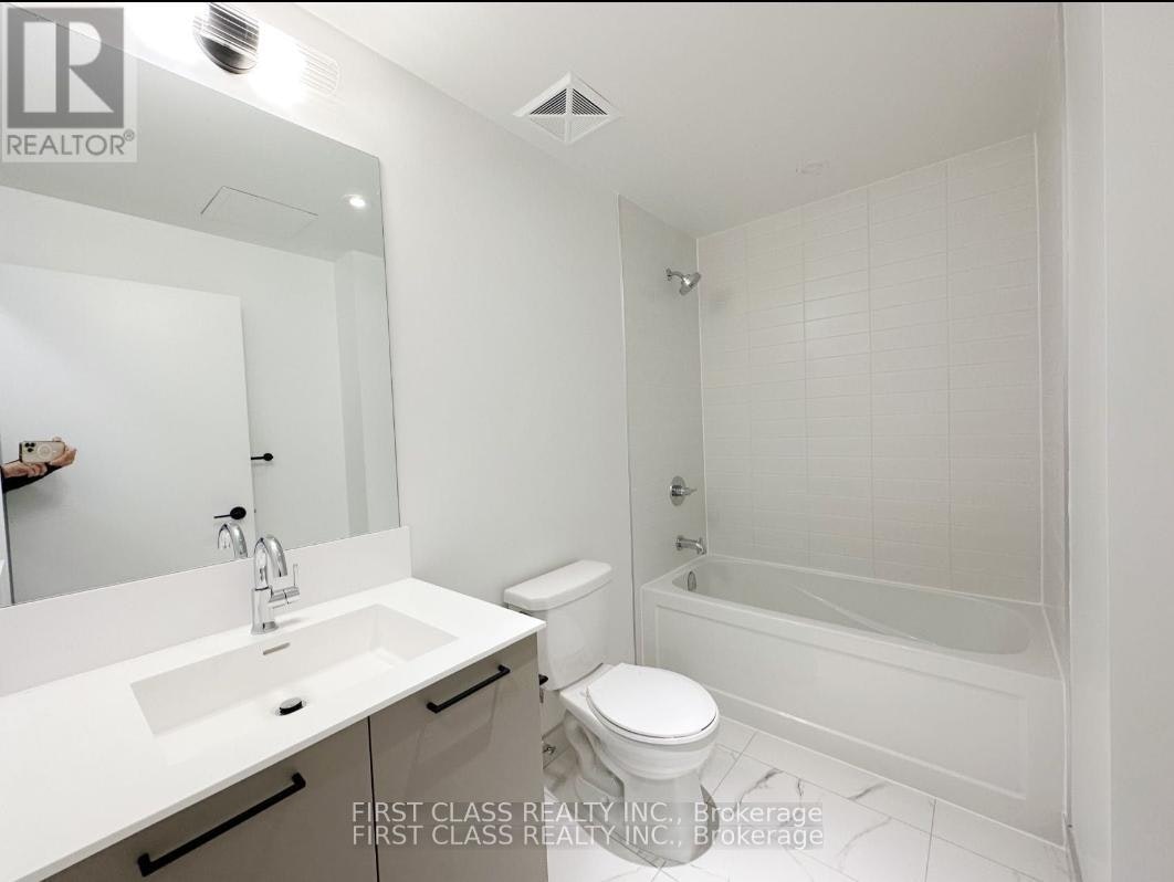 B008-20 Legarfeld Drive, Brampton, ON, L7A 5L4 - 5