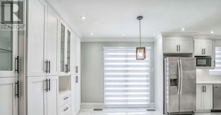 UPPER-37 Loire Court, Toronto, ON, M9V 4Z7 - 16