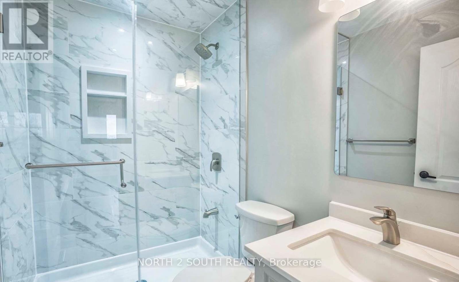UPPER-37 Loire Court, Toronto, ON, M9V 4Z7 - 28