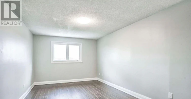UPPER-37 Loire Court, Toronto, ON, M9V 4Z7 - 25