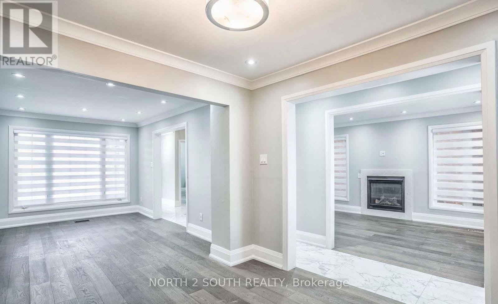 UPPER-37 Loire Court, Toronto, ON, M9V 4Z7 - 10