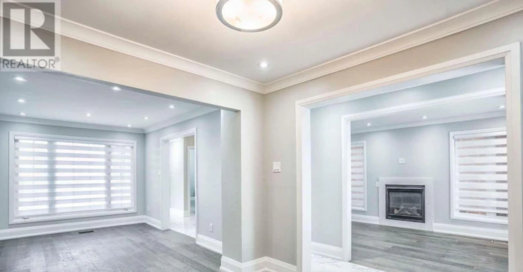UPPER-37 Loire Court, Toronto, ON, M9V 4Z7 - 10