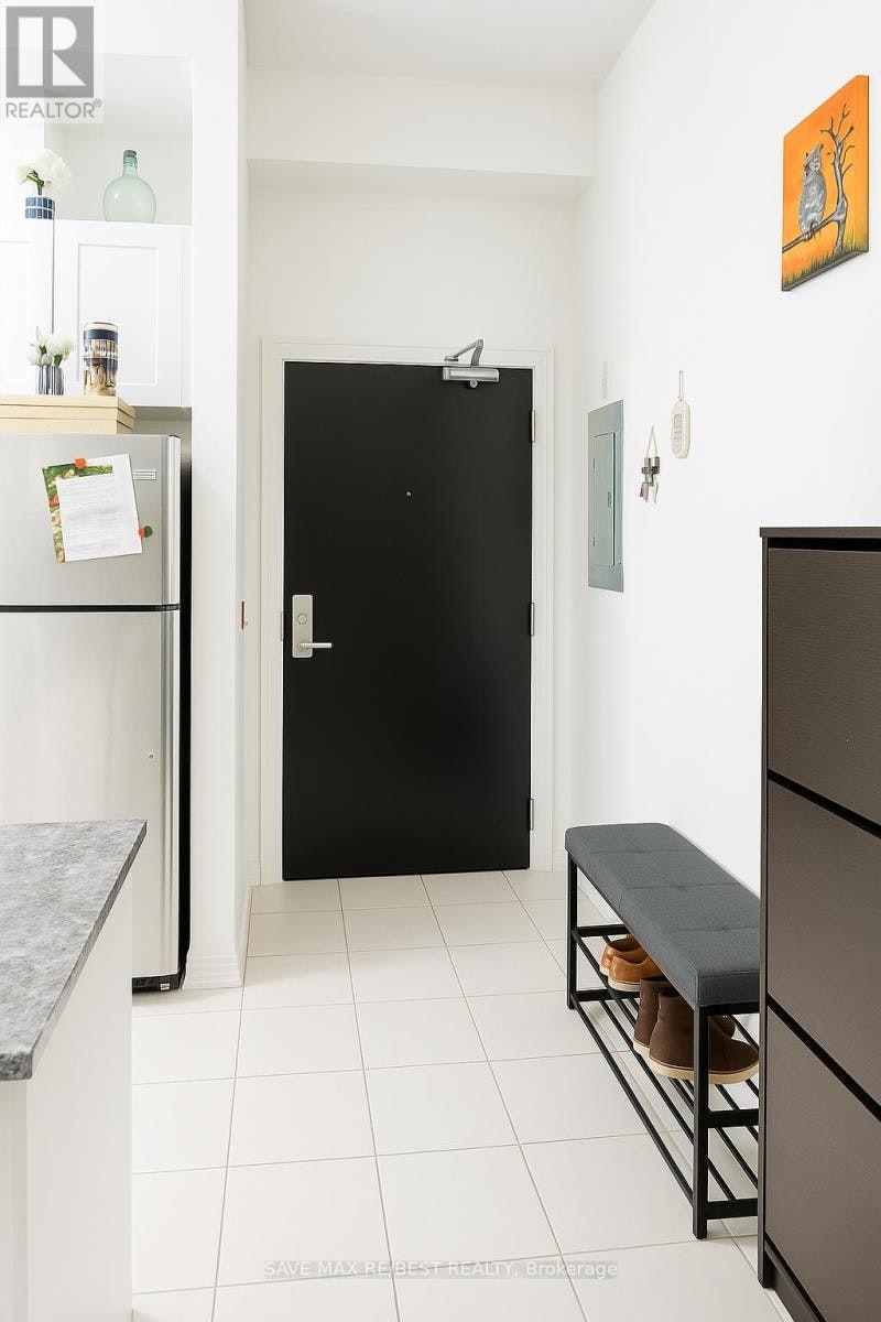 108-263 Georgian Drive, Oakville, ON, L6H 0L2 - 4