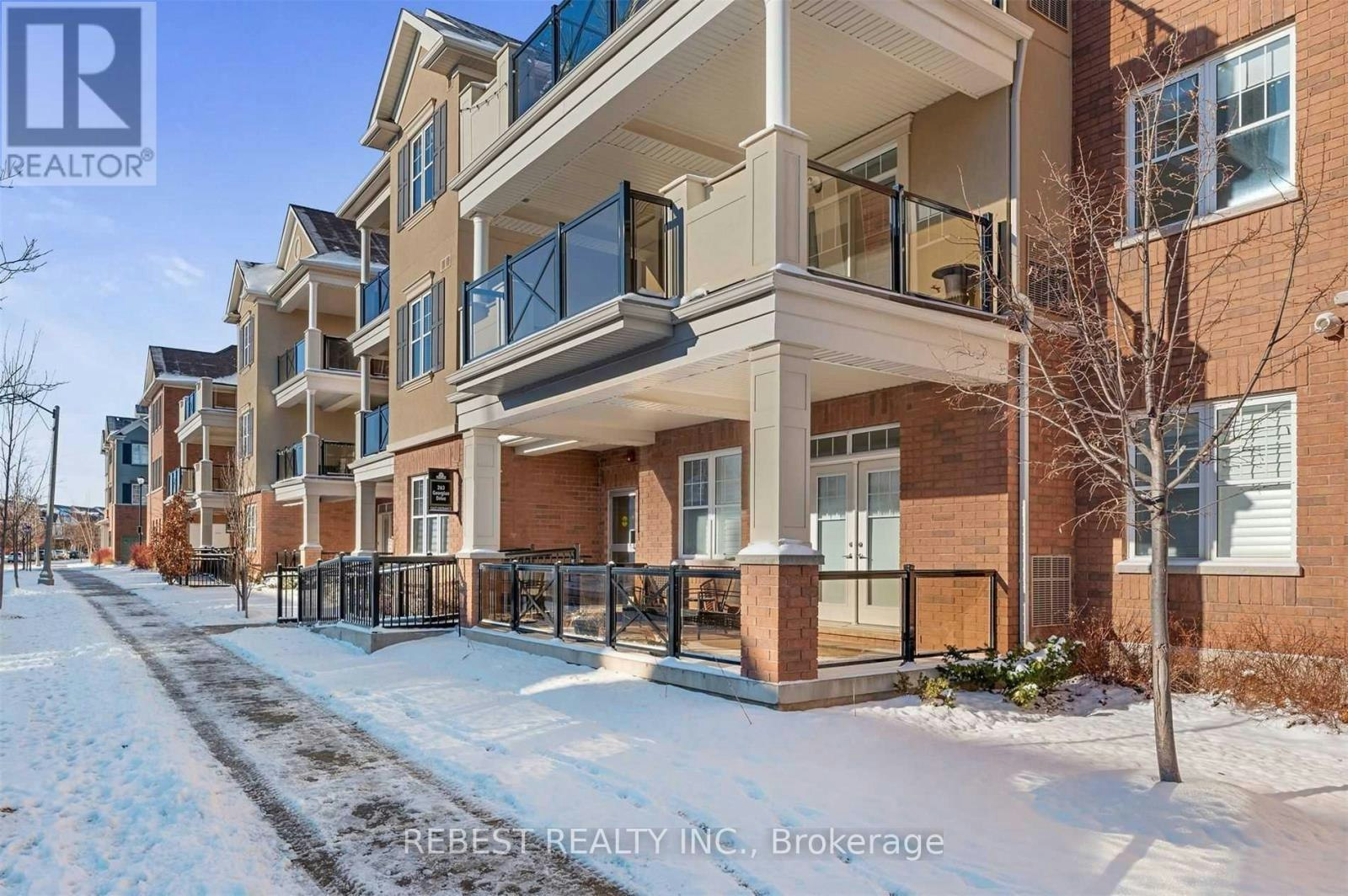 108-263 Georgian Drive, Oakville, ON, L6H 0L2 - 2