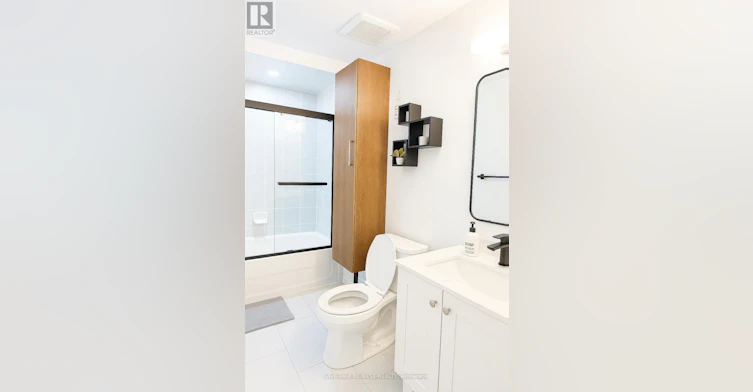 108-263 Georgian Drive, Oakville, ON, L6H 0L2 - 12
