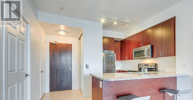 309-339 Rathburn Road W, Mississauga, ON, L5B 0K6 - 4