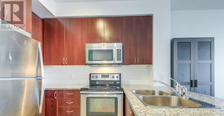 309-339 Rathburn Road W, Mississauga, ON, L5B 0K6 - 5