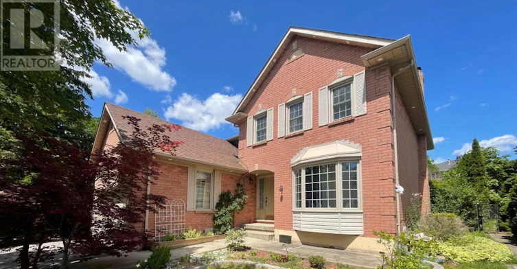 106 Milbourne Crescent, Oakville, ON, L6H 5P1 - 2