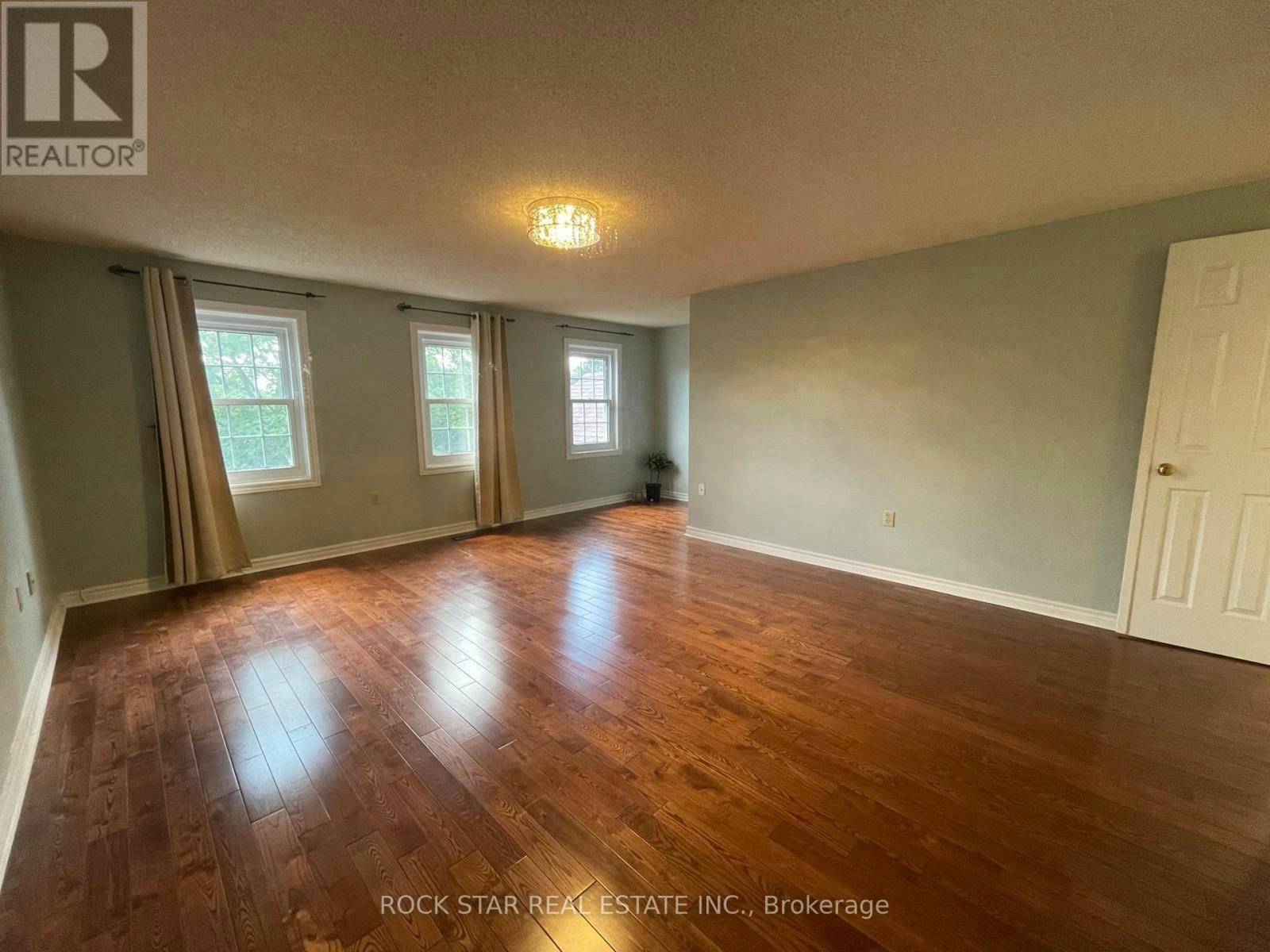 106 Milbourne Crescent, Oakville, ON, L6H 5P1 - 16