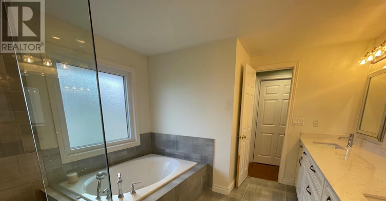 106 Milbourne Crescent, Oakville, ON, L6H 5P1 - 21