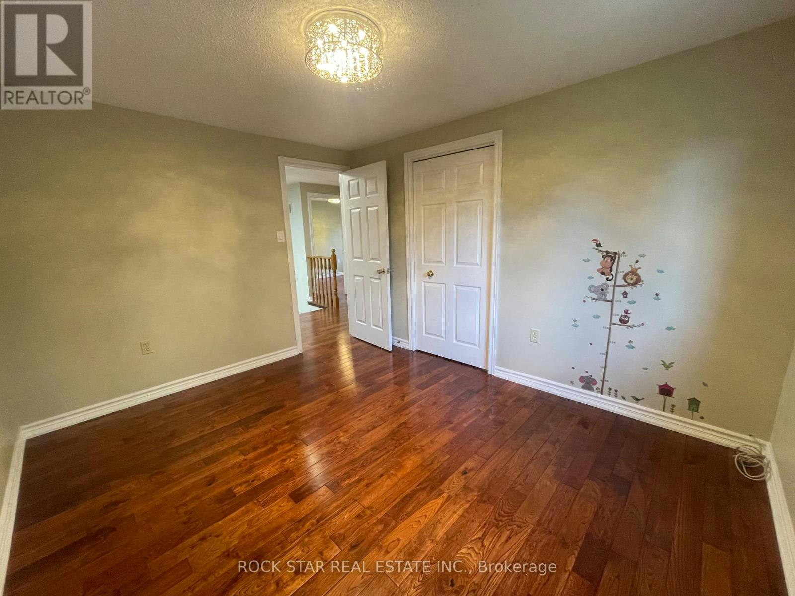 106 Milbourne Crescent, Oakville, ON, L6H 5P1 - 22