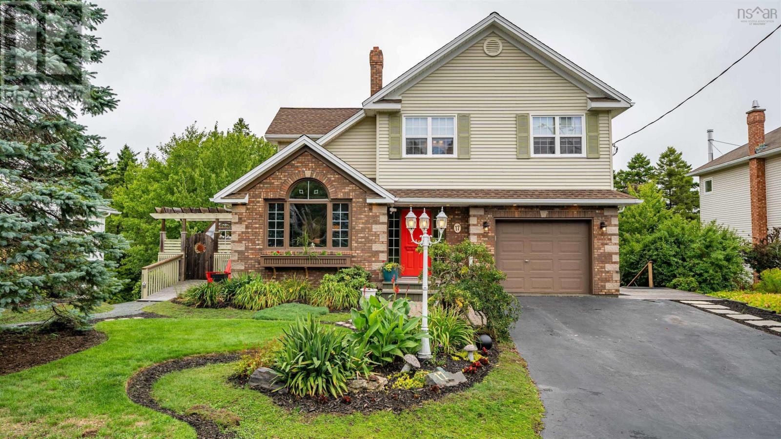 17 Oakley Avenue, Halifax, NS, B3M 3G6