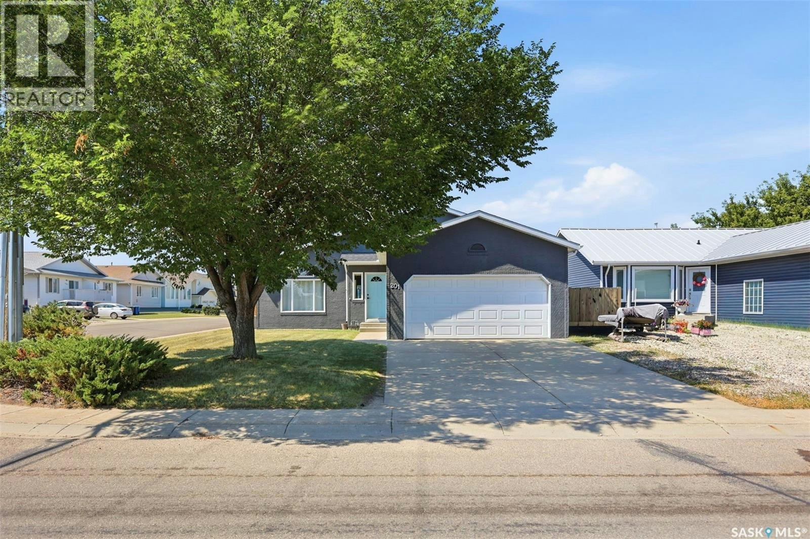 201 1st Avenue N, Warman, SK, S0K 4S0