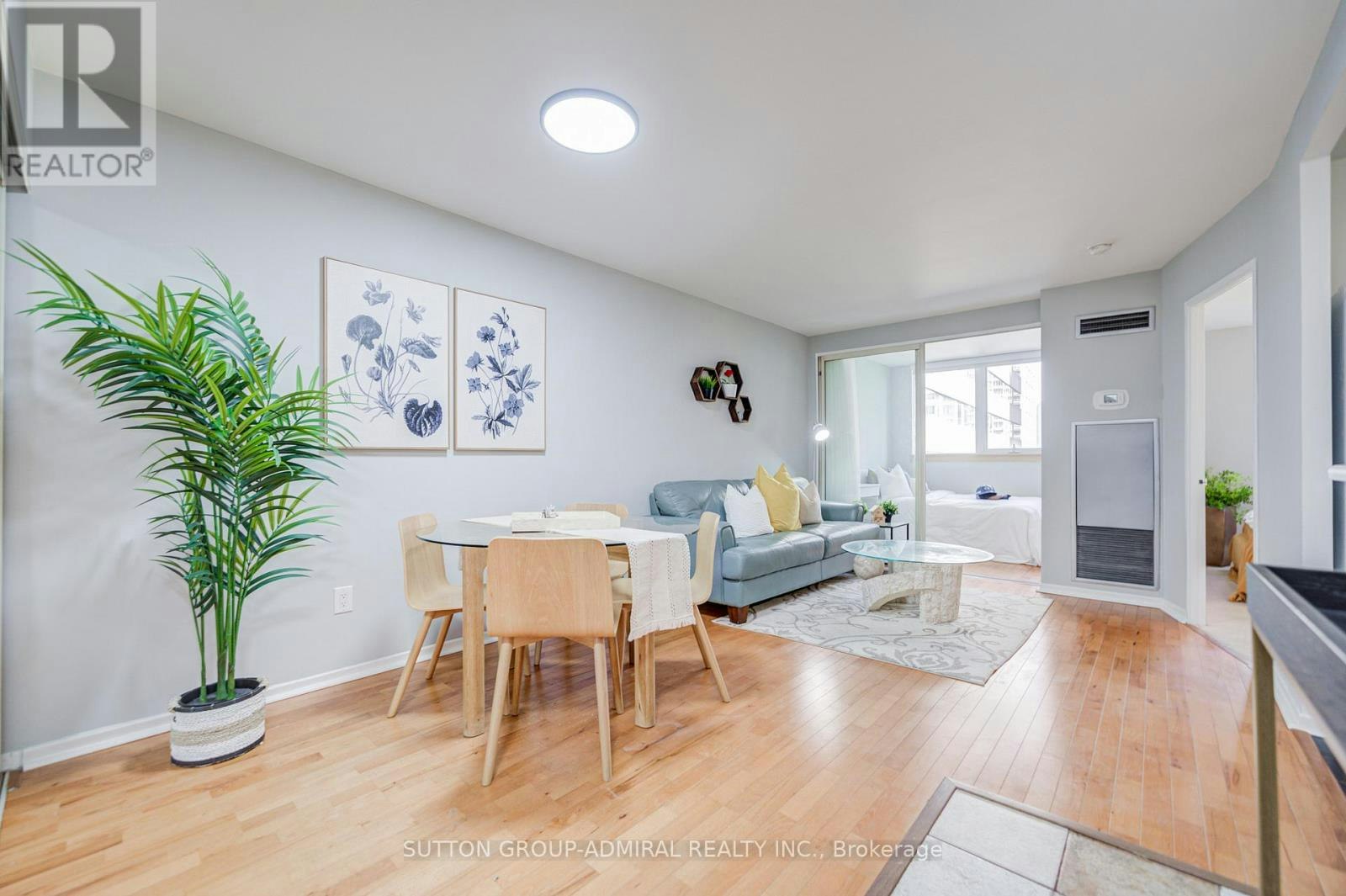 716-1055 Bay Street, Toronto, ON, M5S 3A3