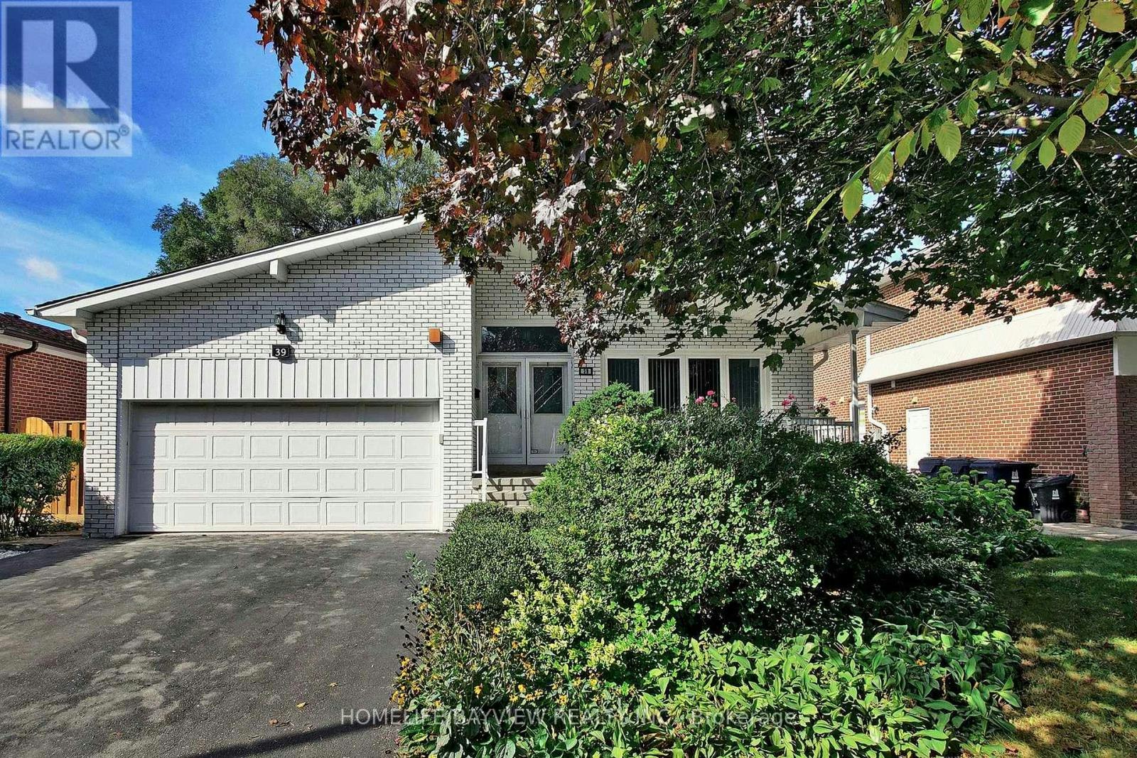 39 Shenstone(basement Road, Toronto, ON, M2R 3B3