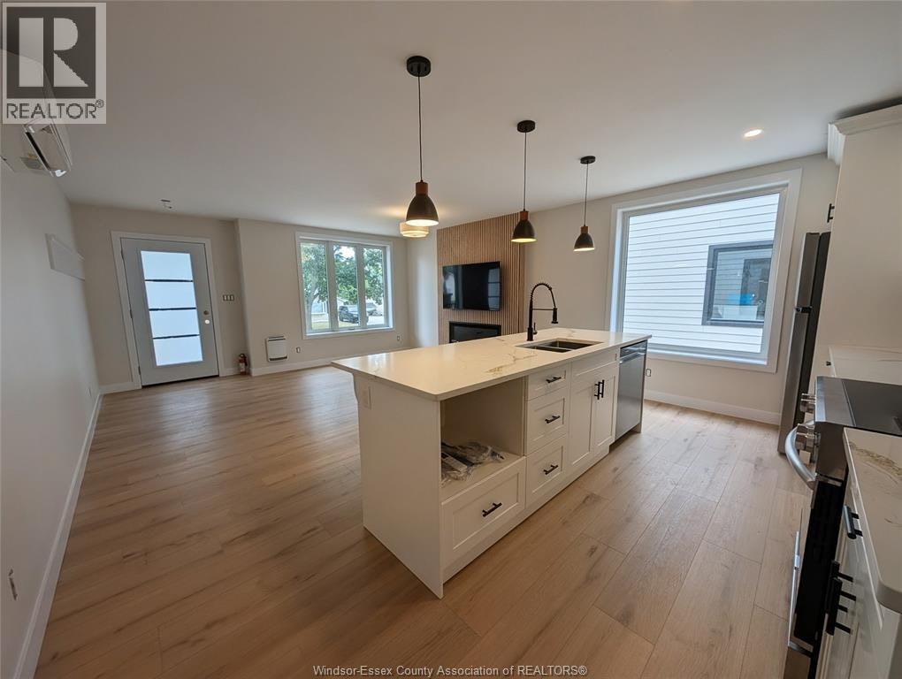 2-1711 Ford Boulevard, Windsor, ON, N8T 2C9