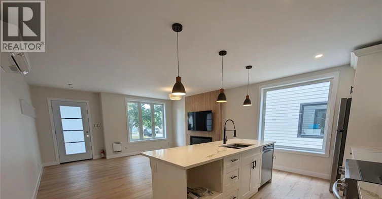 2-1711 Ford Boulevard, Windsor, ON, N8T 2C9