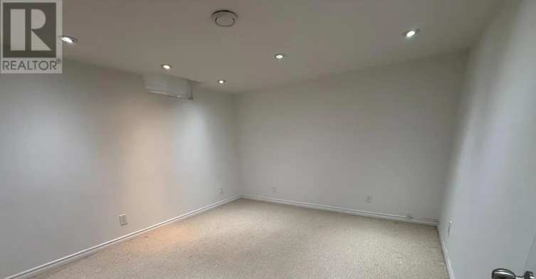 LOWER-197 Lancaster Avenue, Newmarket, ON, L3Y 5X1 - 9