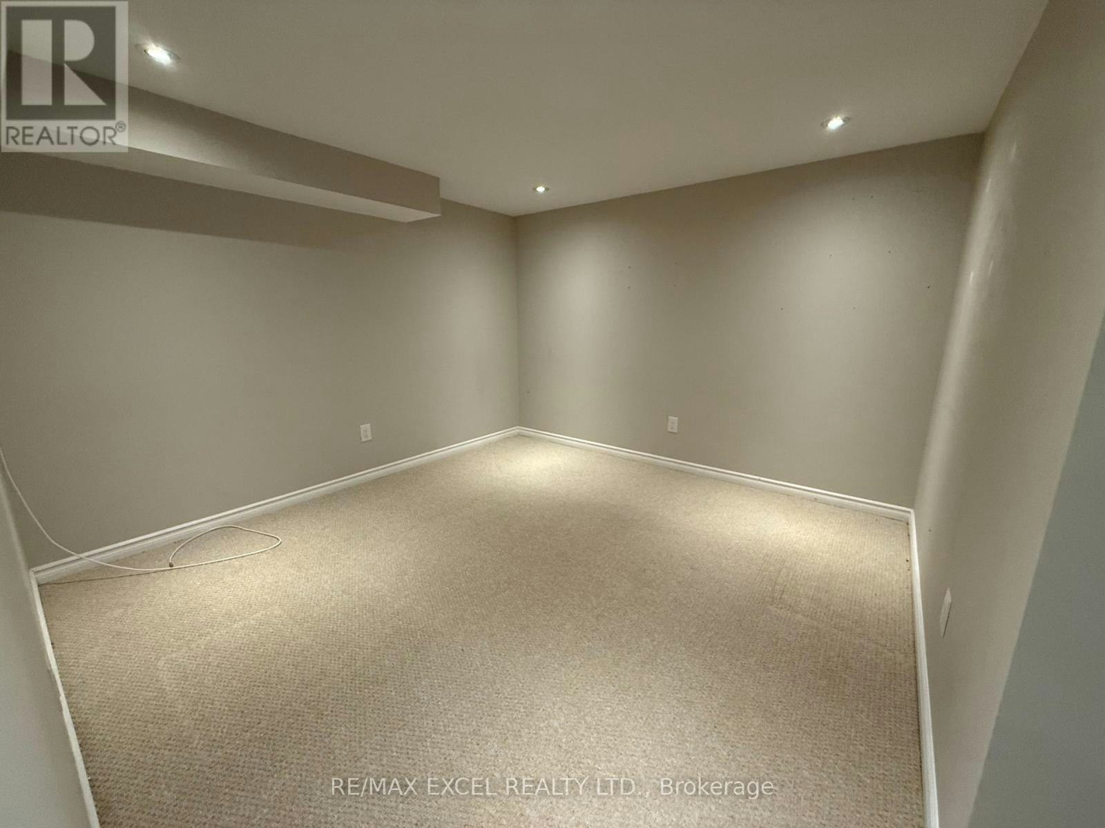 LOWER-197 Lancaster Avenue, Newmarket, ON, L3Y 5X1 - 7