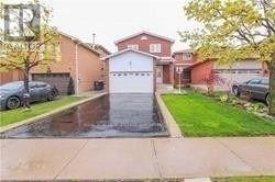 9 Salem Court, Brampton, ON, L6V 4J8