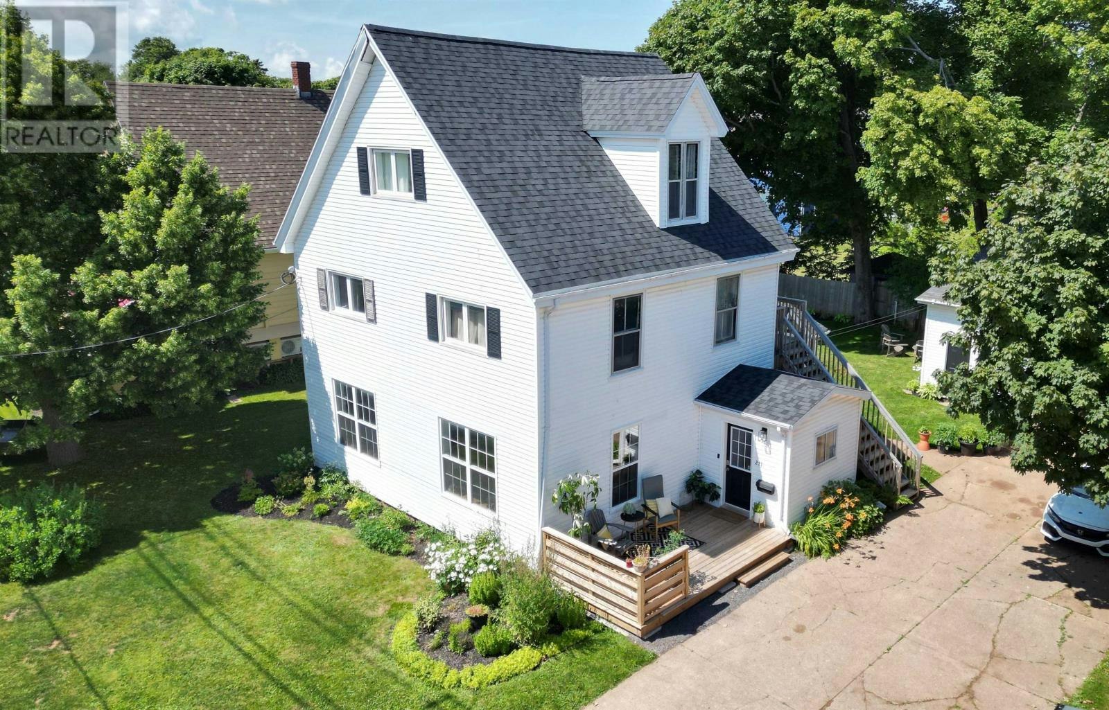 211 Winter Street, Summerside, PE, C1N 1N2