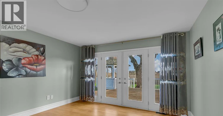 112 County 22 Road, Lakeshore, ON, N8L 1H8 - 22