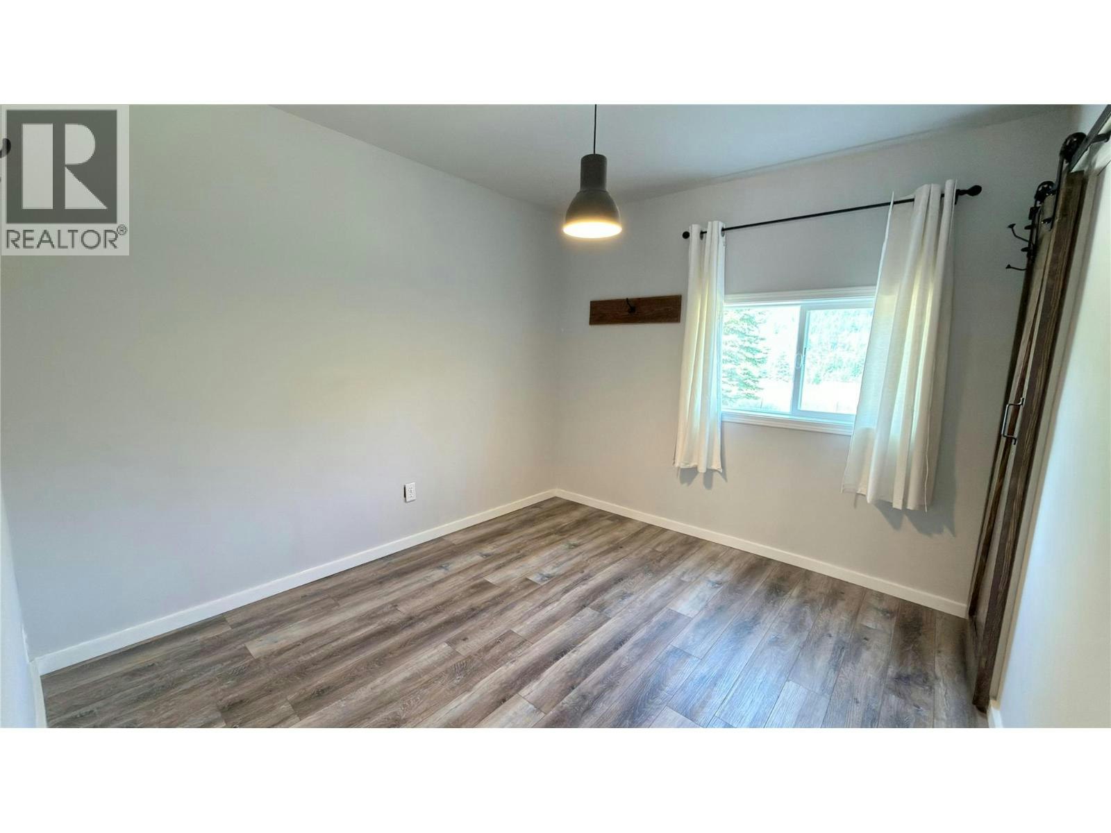 425 Everette Avenue, Greenwood, BC, V0H 1J0 - 18