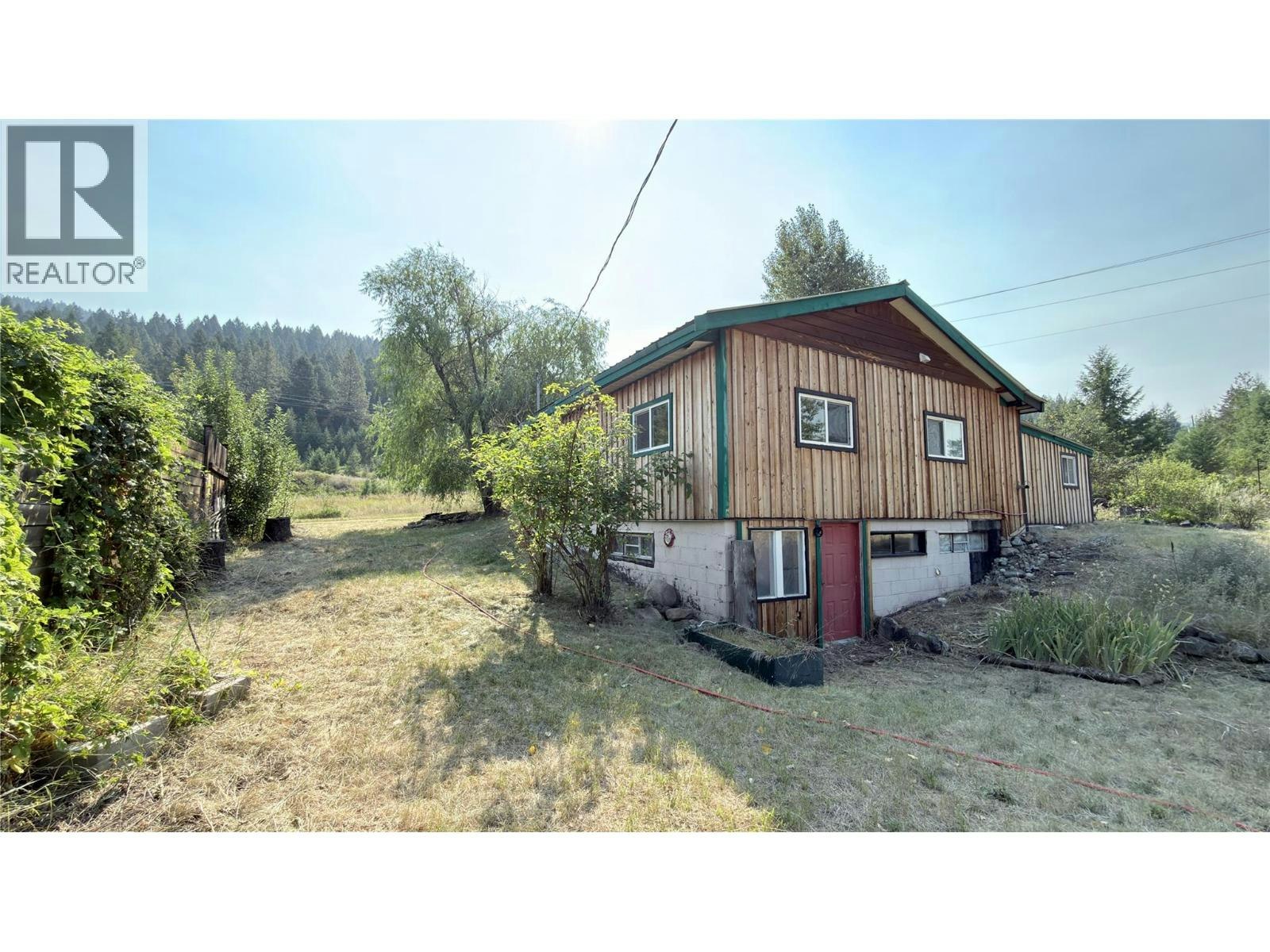 425 Everette Avenue, Greenwood, BC, V0H 1J0 - 6