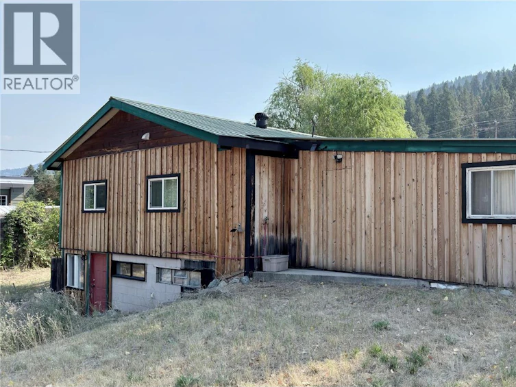 425 Everette Avenue, Greenwood, BC, V0H 1J0 - 5