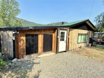 425 Everette Avenue - 2