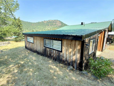 425 Everette Avenue - 3