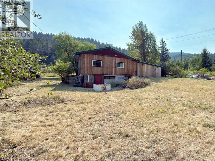 425 Everette Avenue, Greenwood, BC, V0H 1J0 - 8