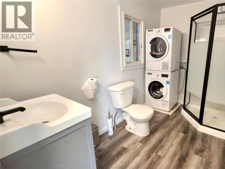 425 Everette Avenue, Greenwood, BC, V0H 1J0 - 20