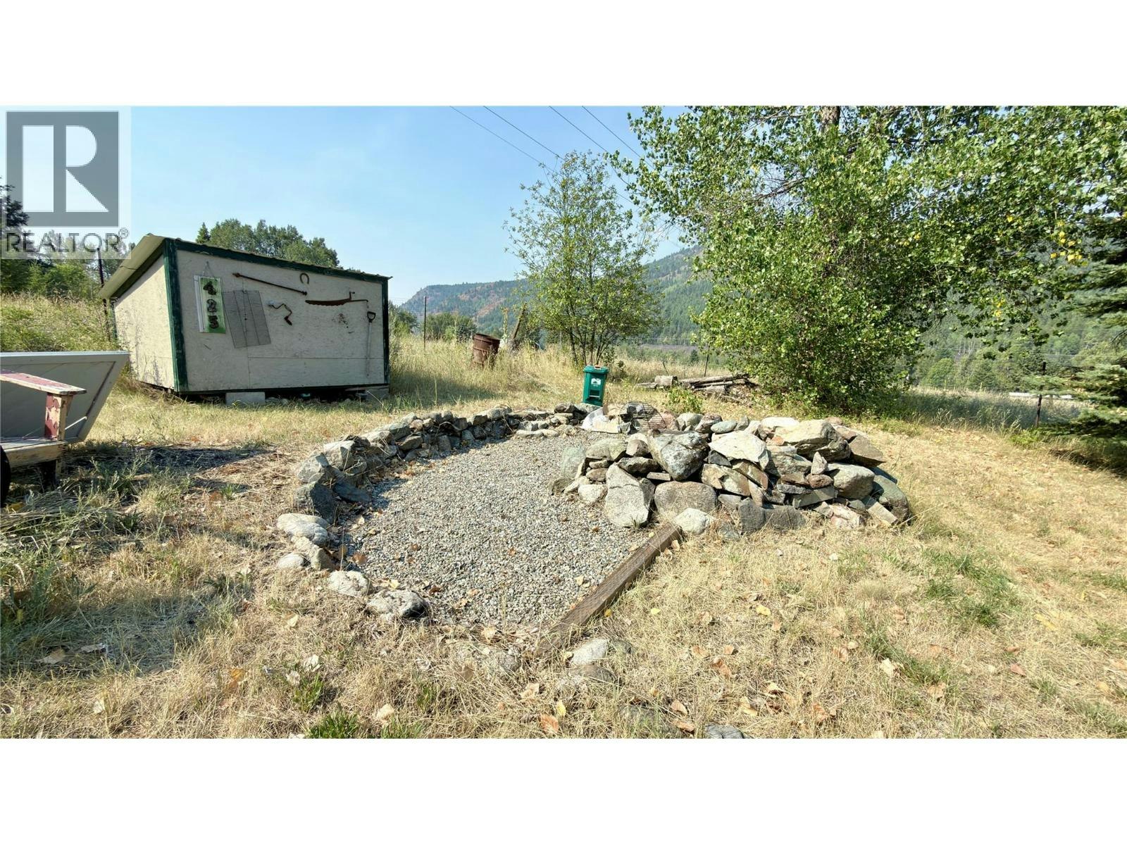 425 Everette Avenue, Greenwood, BC, V0H 1J0 - 10