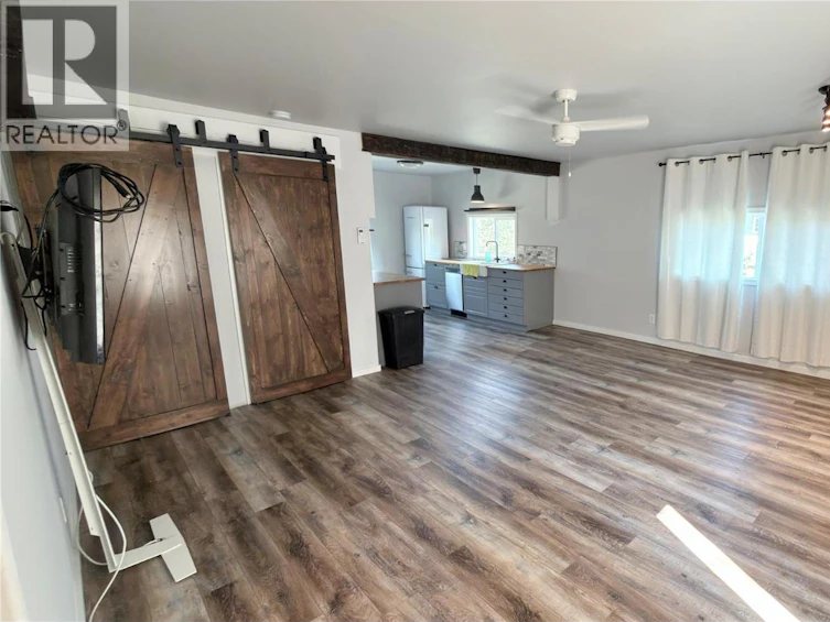 425 Everette Avenue, Greenwood, BC, V0H 1J0 - 14