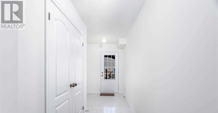 15 Honey Crisp Lane, Clarington, ON, L1C 7H7 - 4