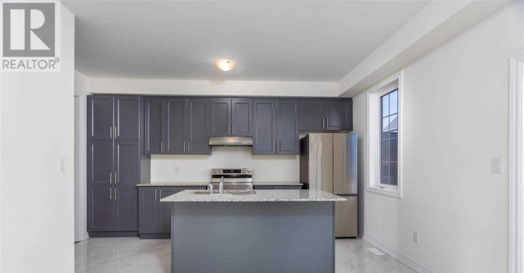 15 Honey Crisp Lane, Clarington, ON, L1C 7H7 - 10