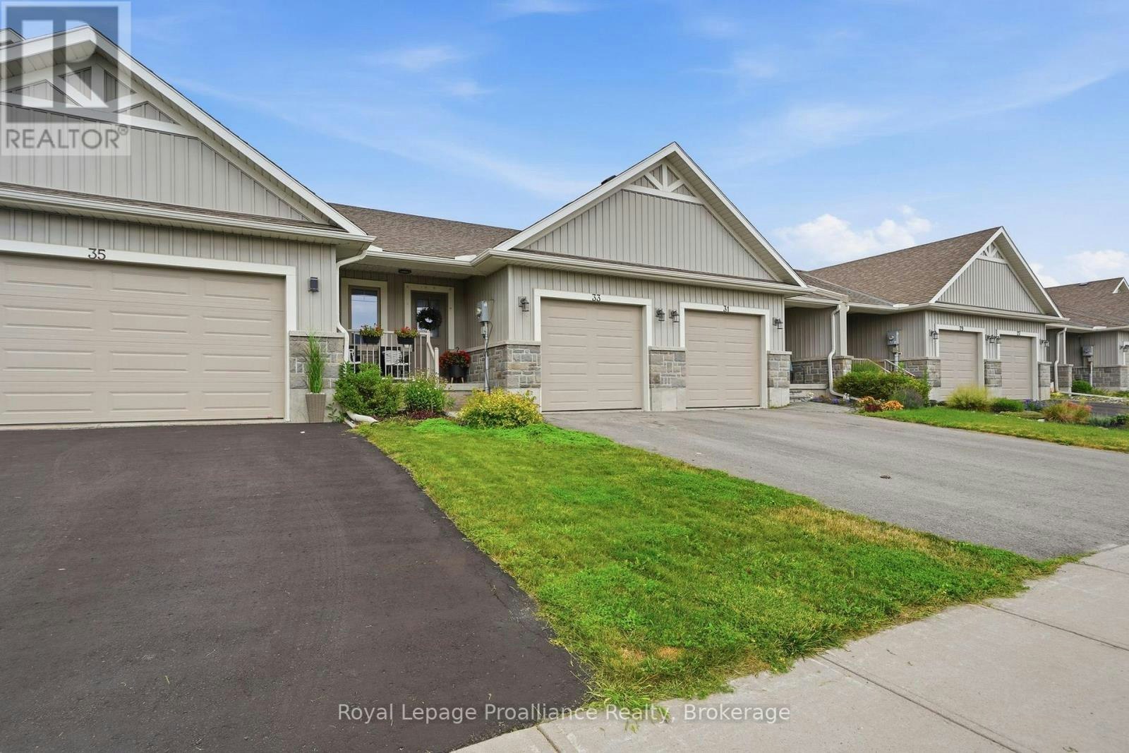 33 Chinook Street, Belleville, ON, K8P 0C6