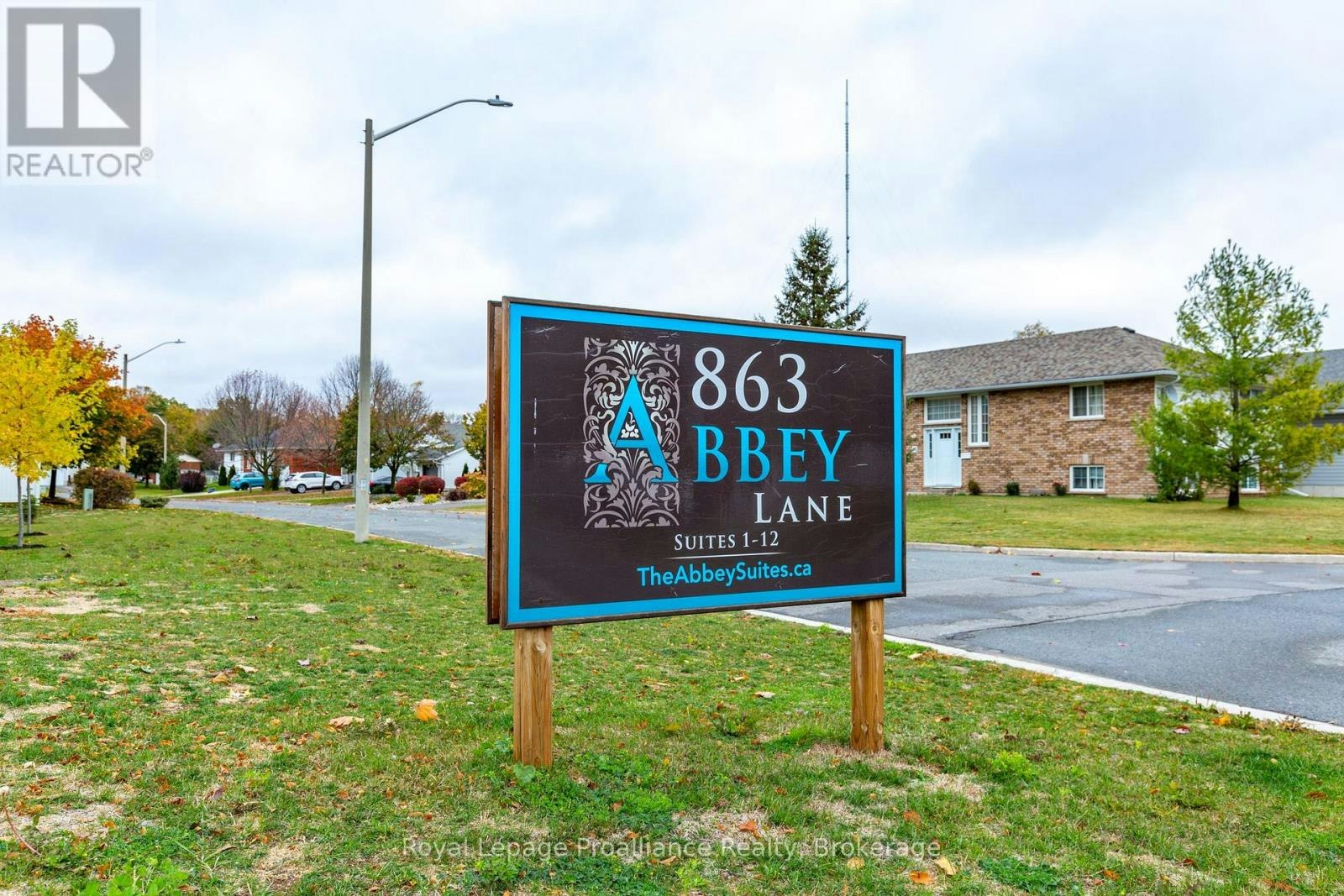 206-863 Abbey Lane, Peterborough, ON, K9H 0J3 - 2