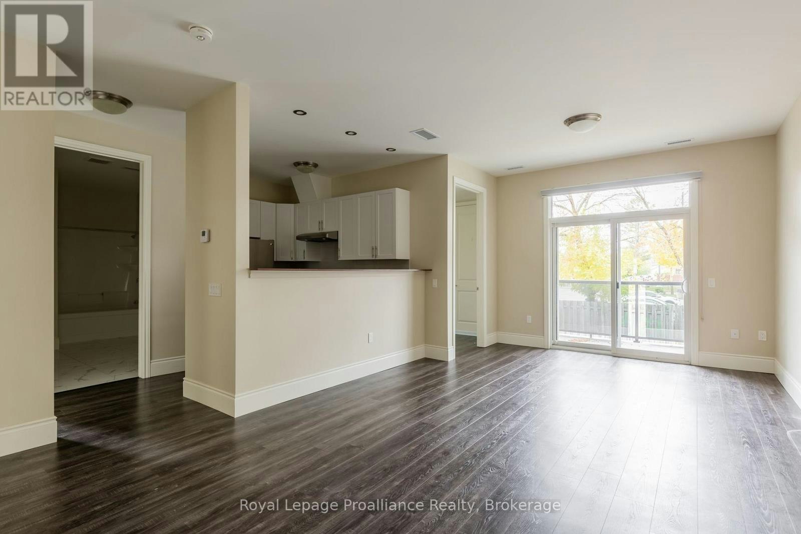 206-863 Abbey Lane, Peterborough, ON, K9H 0J3 - 5