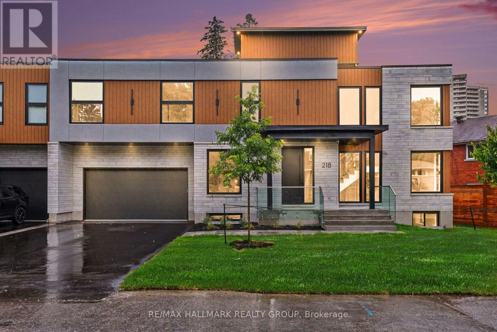 218 Woodland Avenue, Ottawa, ON, K2B 5C9