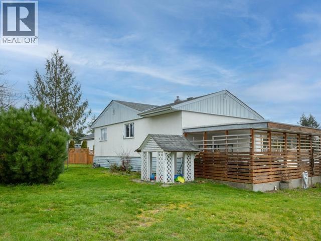 6957 Crofton Street, Powell River, BC, V8A 1W8 - 7