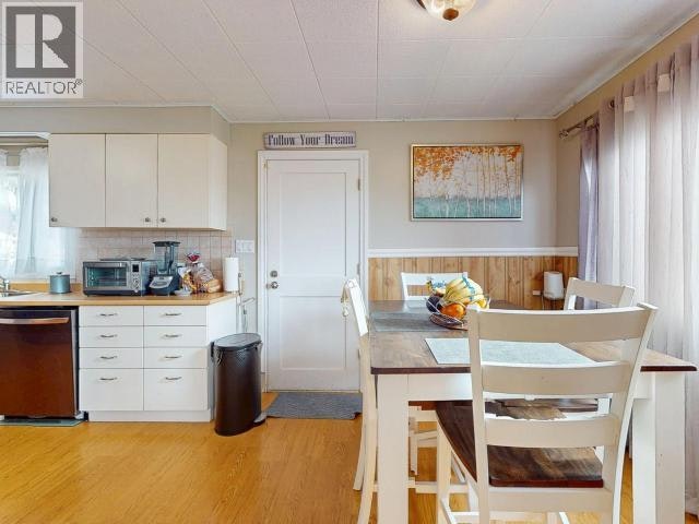 6957 Crofton Street, Powell River, BC, V8A 1W8 - 14