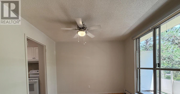 201-39 Leaside Drive, St. Catharines, ON, L2M 4G2 - 4