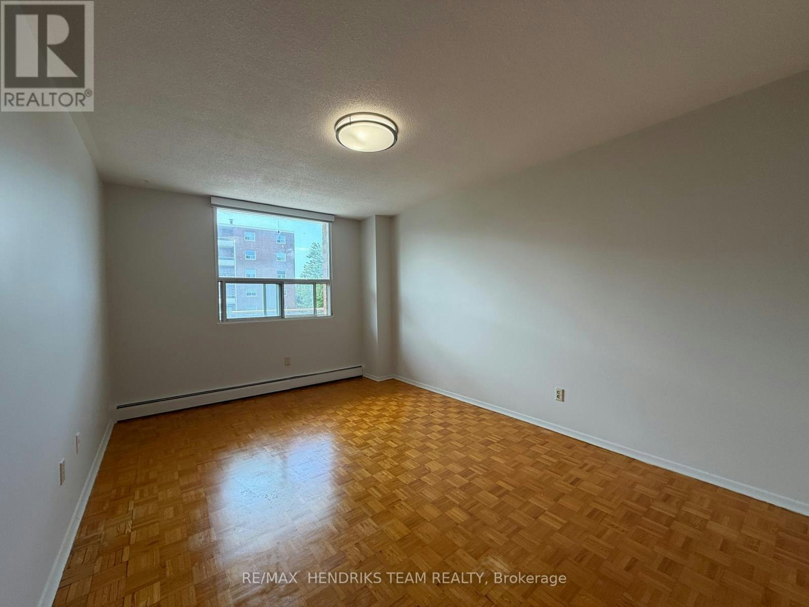 303-49 Leaside Drive, St. Catharines, ON, L2M 4G4 - 10