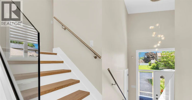 1-3371 Byng, Windsor, ON, N8W 3H3 - 2