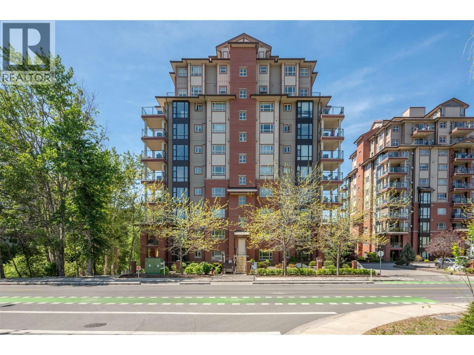 901-2125 Atkinson Street, Penticton, BC, V2A 9E6