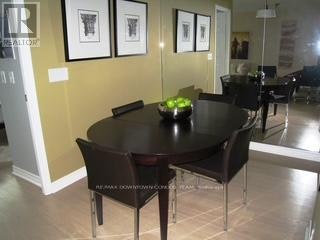 1005-30 Grand Trunk Crescent, Toronto, ON, M5J 3A4 - 16